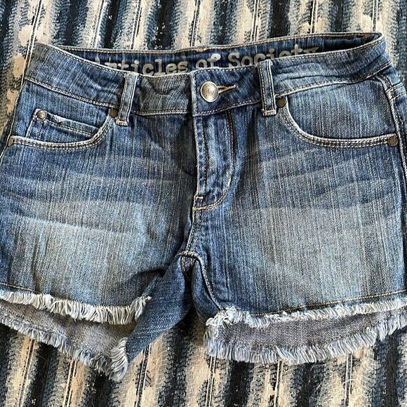 ARTICLES of society denim shorts size 24 - Picture 1 of 4